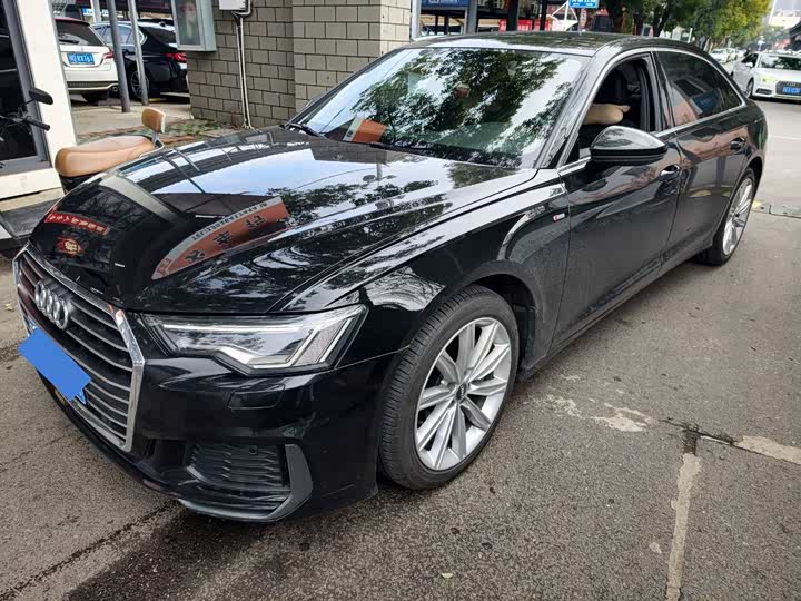 Фото 2 - Audi A6L