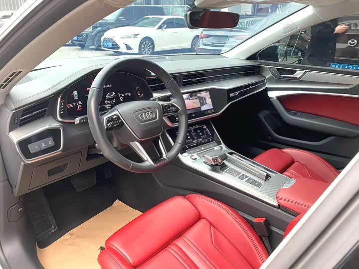 Фото 3 - Audi A7