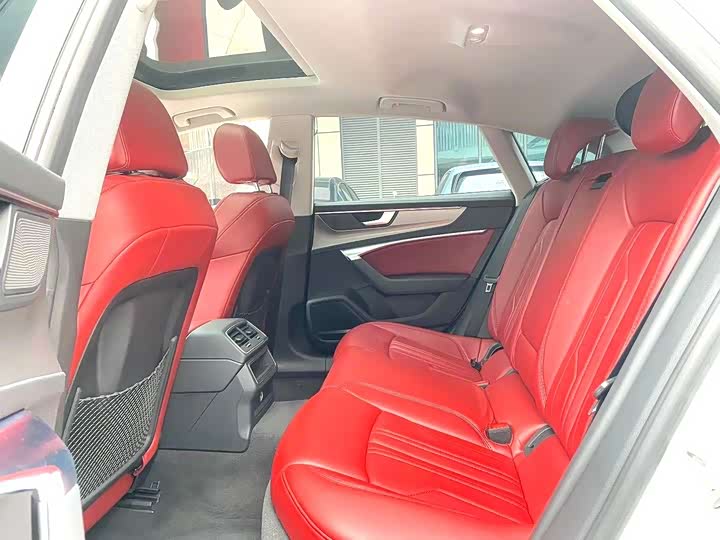 Фото 4 - Audi A7