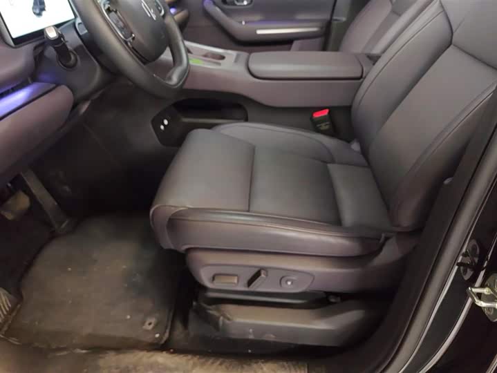 Фото 9 - Leapmotor C16