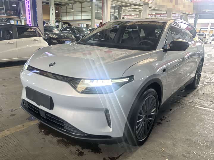 Photo 1 - Leapmotor C11