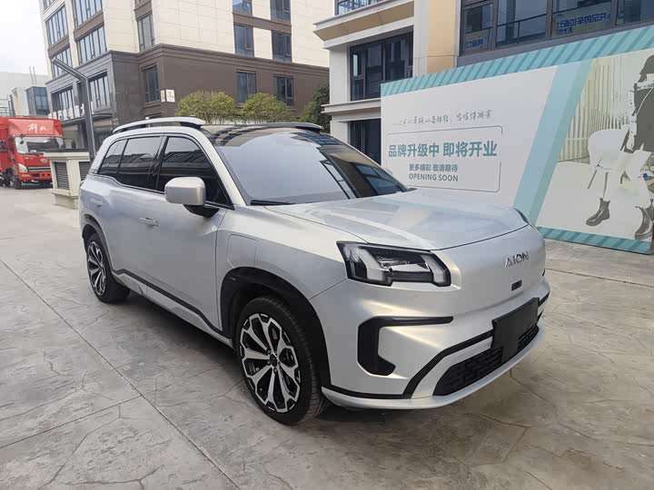 Фото 3 - GAC Aion V