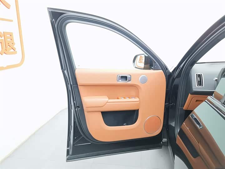 Фото 8 - LiXiang L7