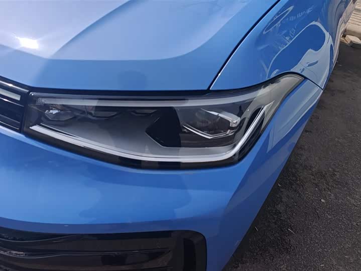 Photo 5 - Volkswagen Tharu