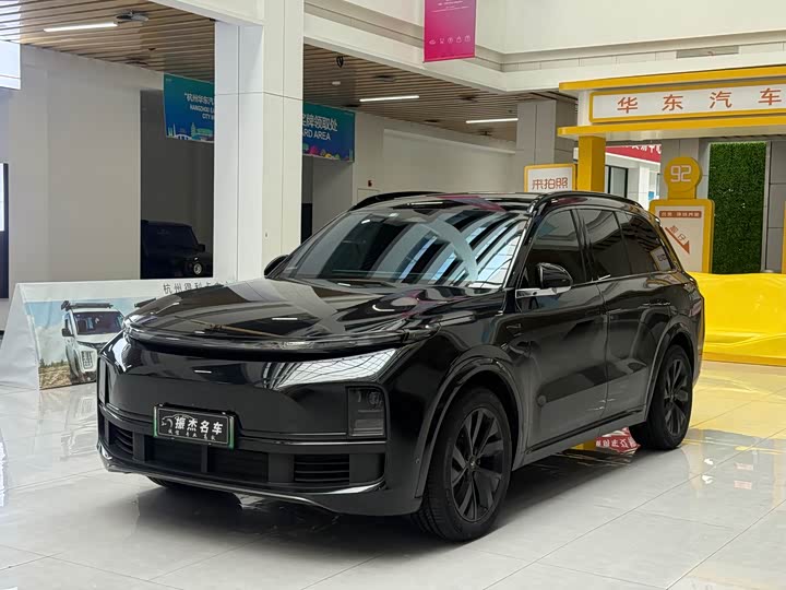 Фото 1 - LiXiang L8