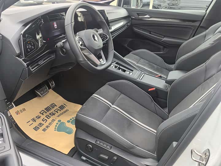 Фото 5 - Volkswagen Golf