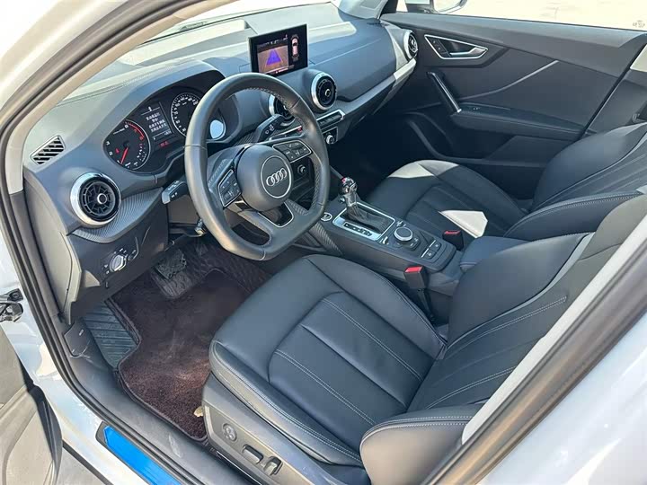 Фото 4 - Audi Q2L