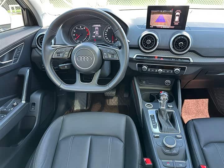 Фото 5 - Audi Q2L