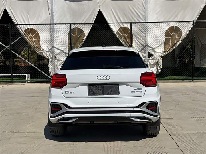 Фото 9 - Audi Q2L