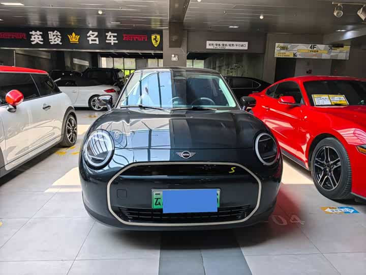 Фото 2 - Mini Cooper