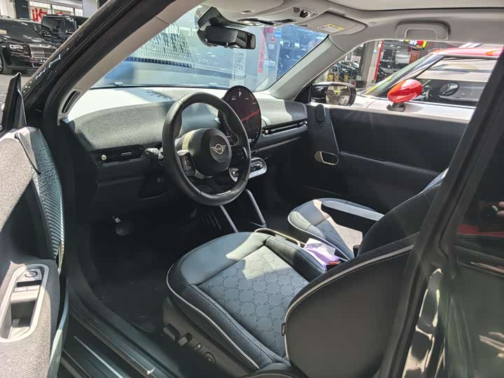 Фото 4 - Mini Cooper