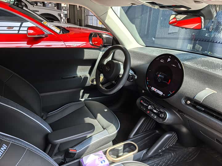 Фото 9 - Mini Cooper