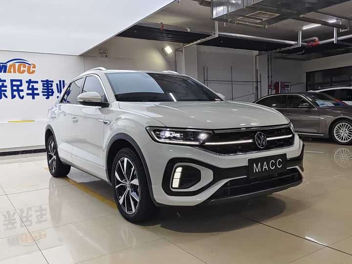 Фото 2 - Volkswagen T-Roc