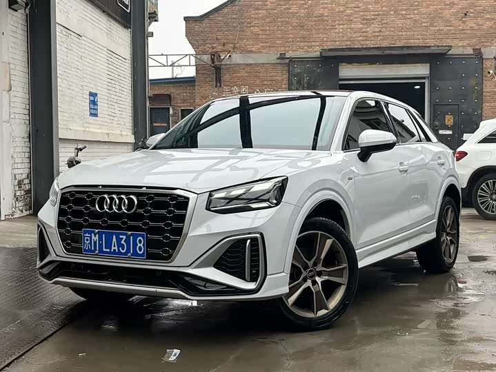 Фото 1 - Audi Q2L