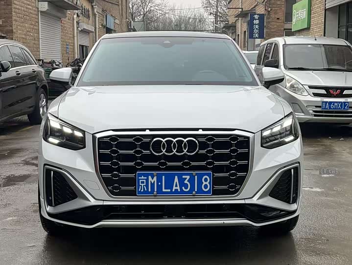 Фото 2 - Audi Q2L