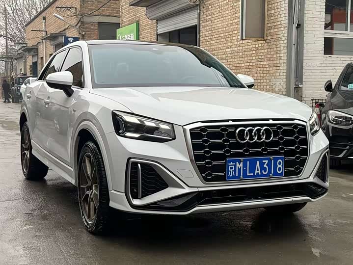 Фото 3 - Audi Q2L