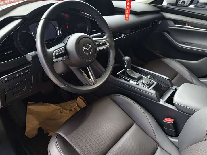 Photo 4 - Mazda 3 (Axela)