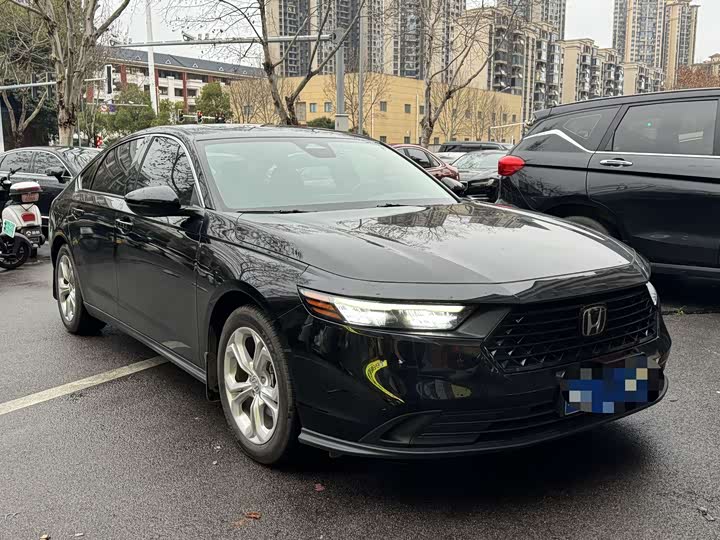 Photo 3 - Honda Accord