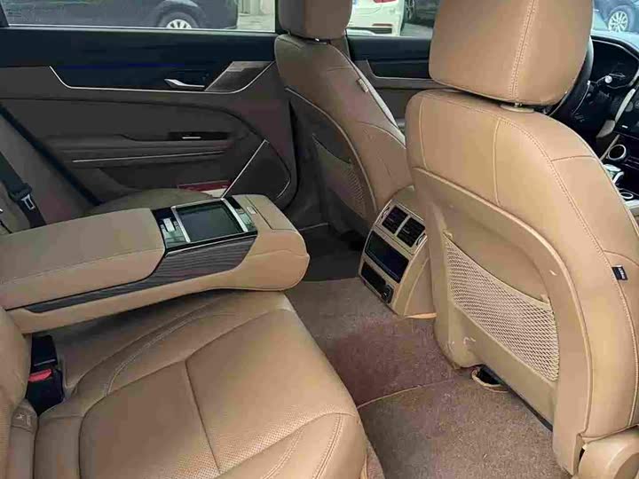 Фото 4 - Jaguar XF L