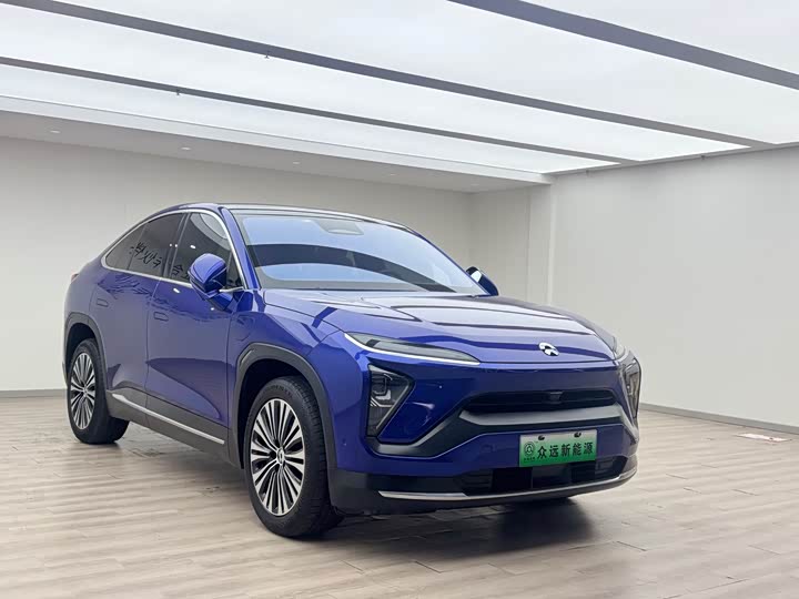 Фото 3 - Nio EC6