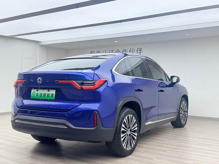 Фото 4 - Nio EC6