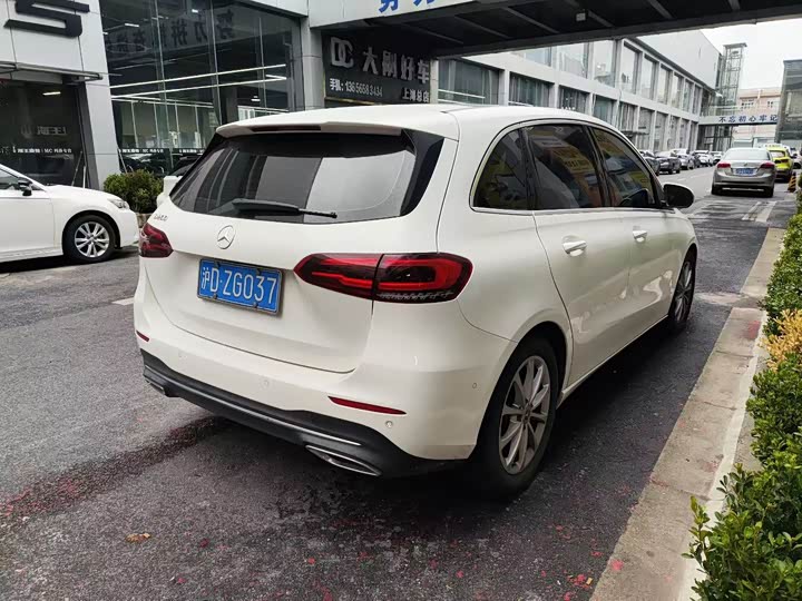 Photo 4 - Mercedes-Benz B-Class