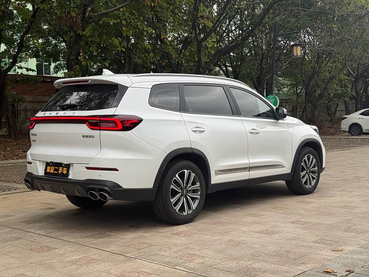 Фото 2 - Chery Tiggo 8