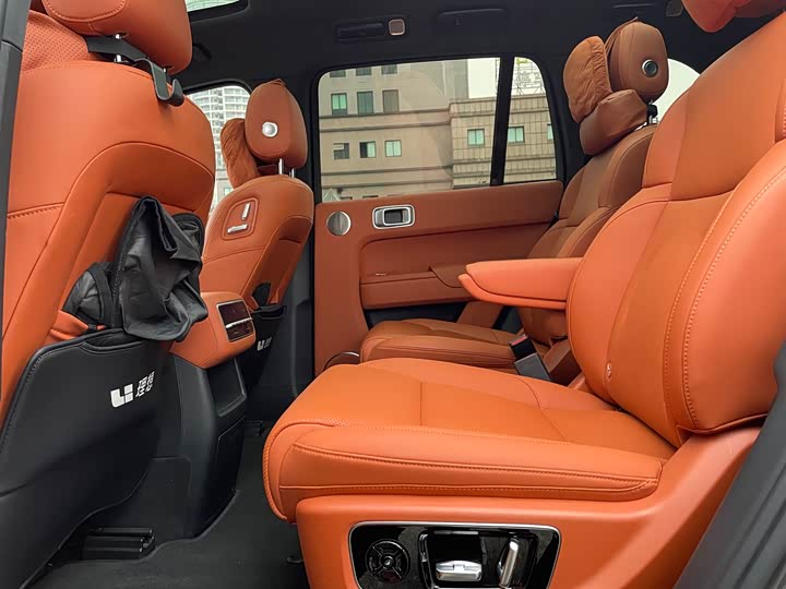 Фото 8 - LiXiang L8