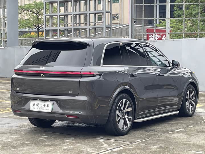 Фото 9 - LiXiang L8