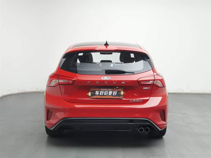 Фото 4 - Ford Focus