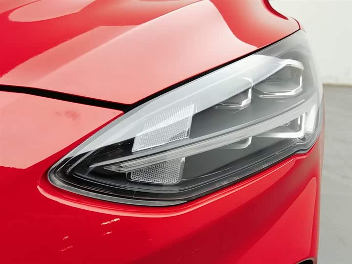 Фото 7 - Ford Focus