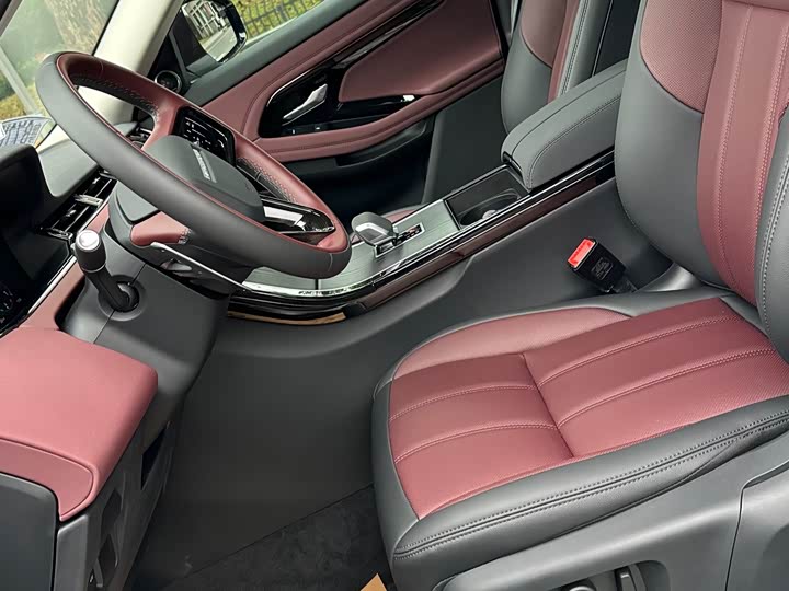 Фото 4 - Land Rover Range Rover Evoque L