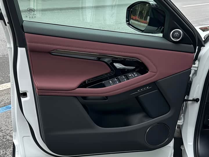 Фото 7 - Land Rover Range Rover Evoque L