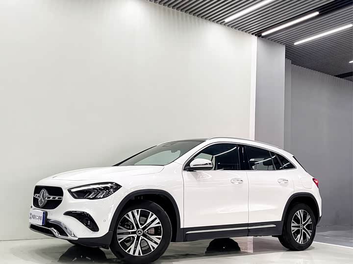 Photo 1 - Mercedes-Benz GLA-Class