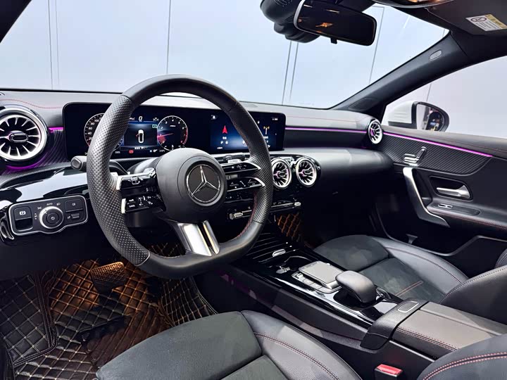 Фото 7 - Mercedes-Benz A-Class