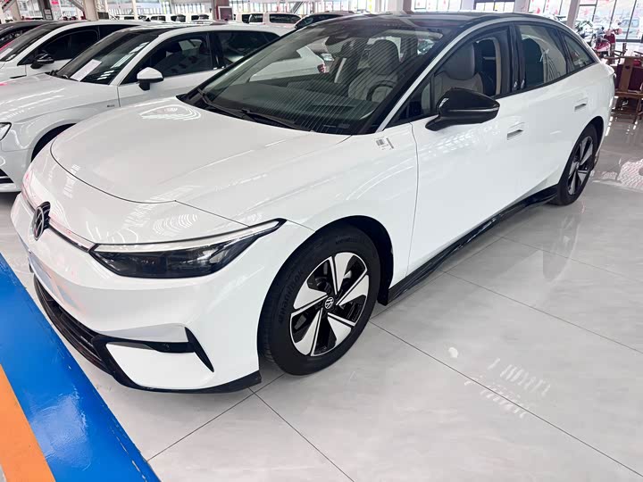 Фото 1 - Volkswagen ID.7 Vizzion