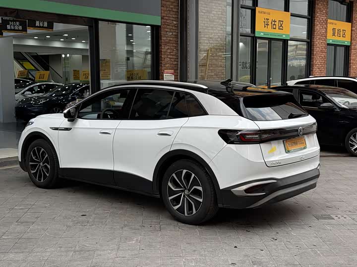 Photo 5 - Volkswagen ID.4 X