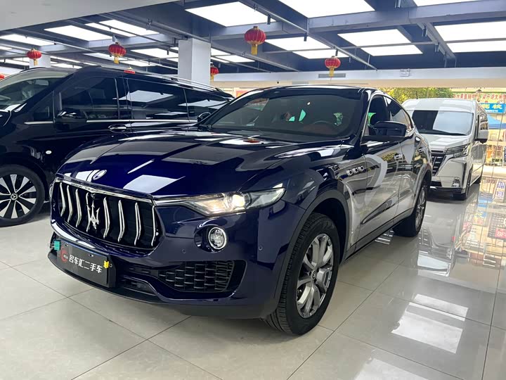 Photo 1 - Maserati Levante