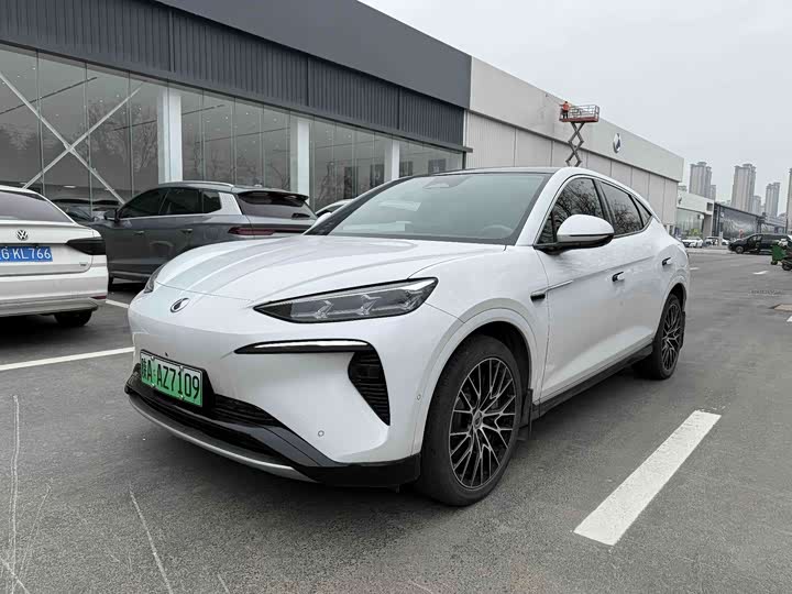 Фото 1 - Denza N7