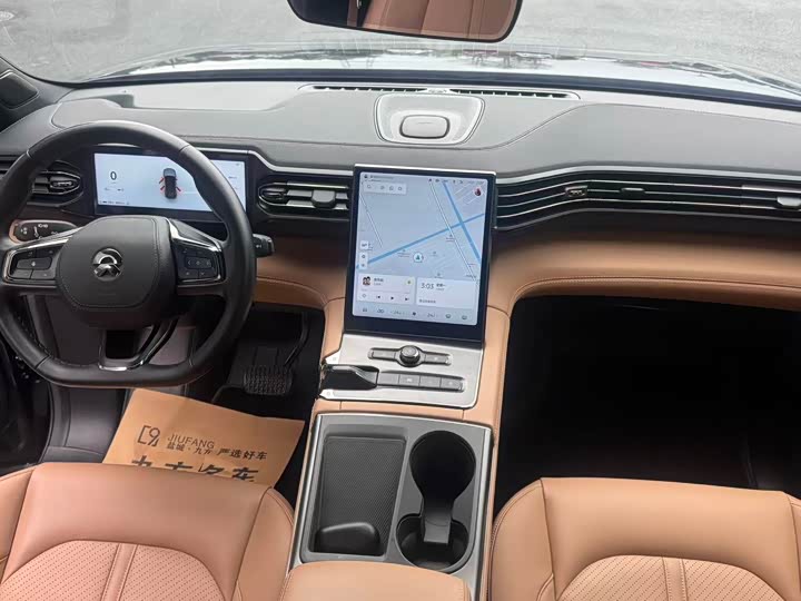 Фото 9 - Nio ES6