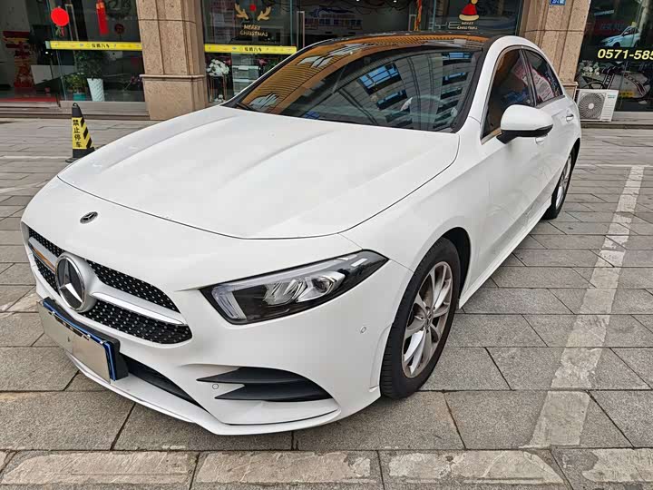 Фото 1 - Mercedes-Benz A-Class