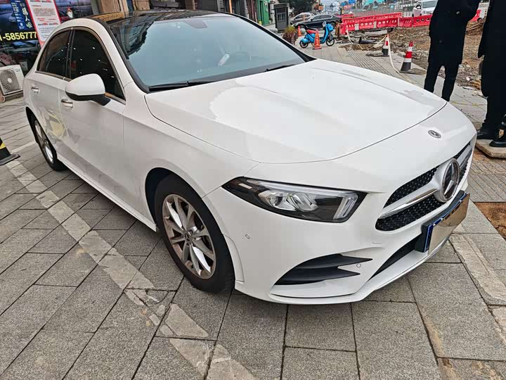 Фото 3 - Mercedes-Benz A-Class