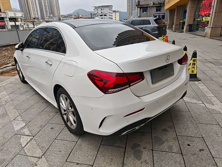 Фото 4 - Mercedes-Benz A-Class