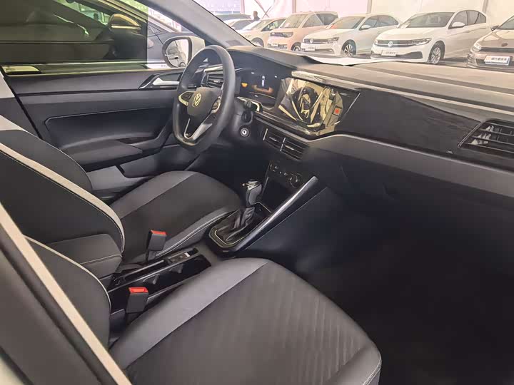 Photo 5 - Volkswagen Lavida