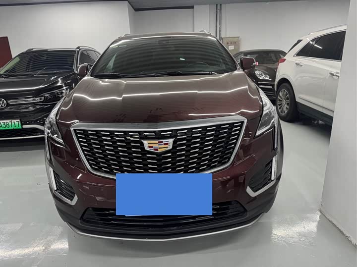 Фото 2 - Cadillac XT5