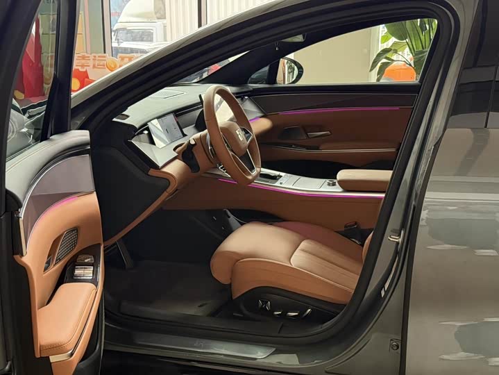 Фото 8 - BYD Han L