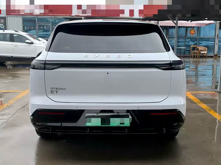 Фото 8 - Exeed Sterra ET