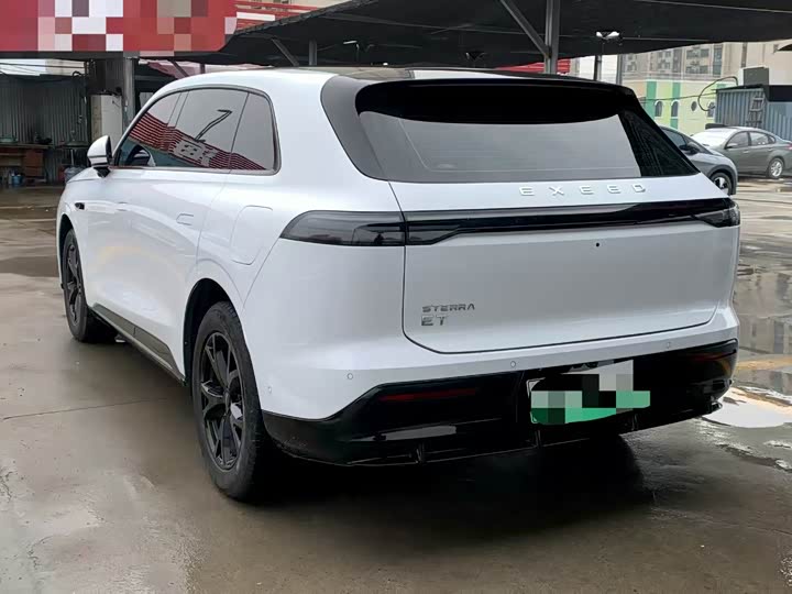 Фото 9 - Exeed Sterra ET