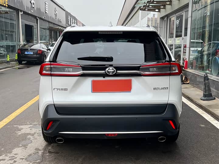 Photo 5 - Toyota Wildlander