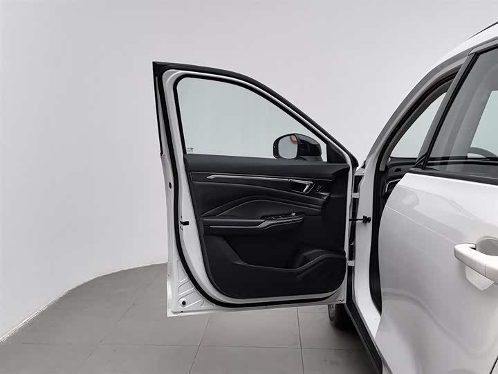 Фото 8 - Bestune T55